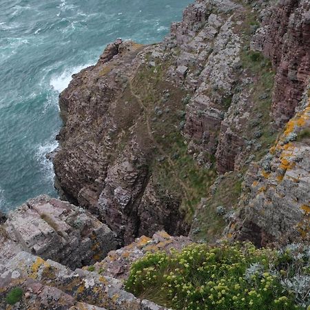 Chambre De La Nonne En Vacances Dol-de-Bretagne Exteriér fotografie